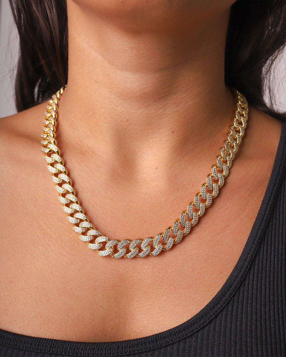 ICED CUBANA CHAIN. - 12MM GOLD