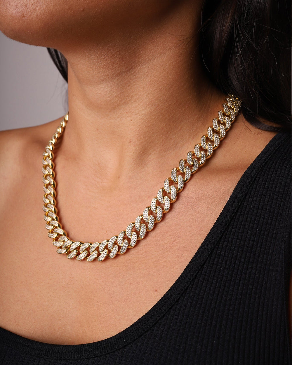 ICED CUBANA CHAIN. - 12MM GOLD
